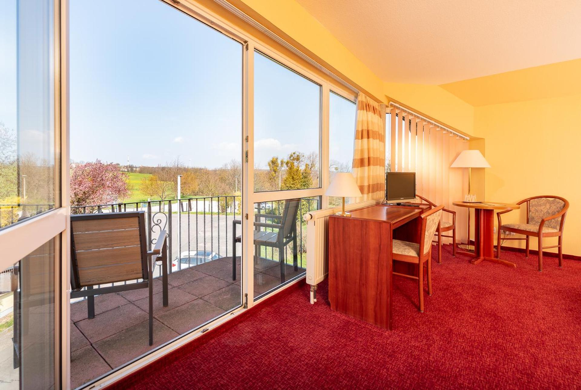 Berghotel Wilhelmsburg Bad Koesen Δωμάτιο φωτογραφία